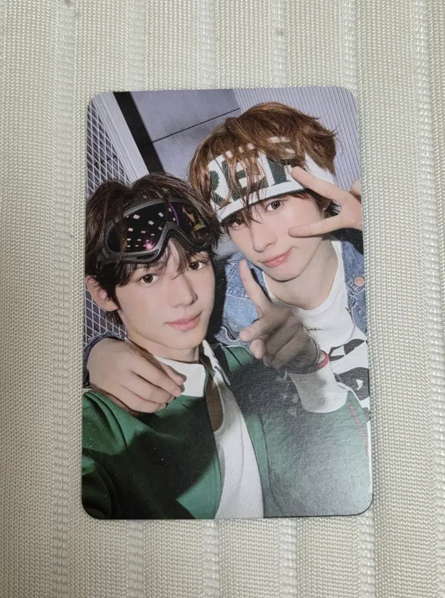 thumbnail-0